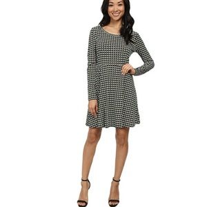 Michael Kors Madeleine green/maroon Geo Print Fit and Flare Dress Long Sleeves